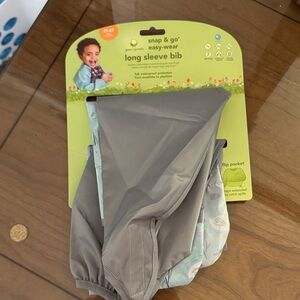 Long Sleeve Bib - Gray